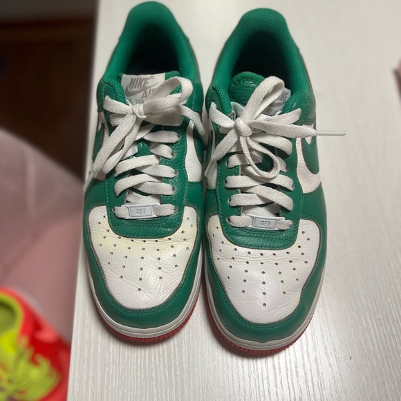 Custom Air Force One’s Green and White Sneakers with Red Soles - Picture 3 of 6